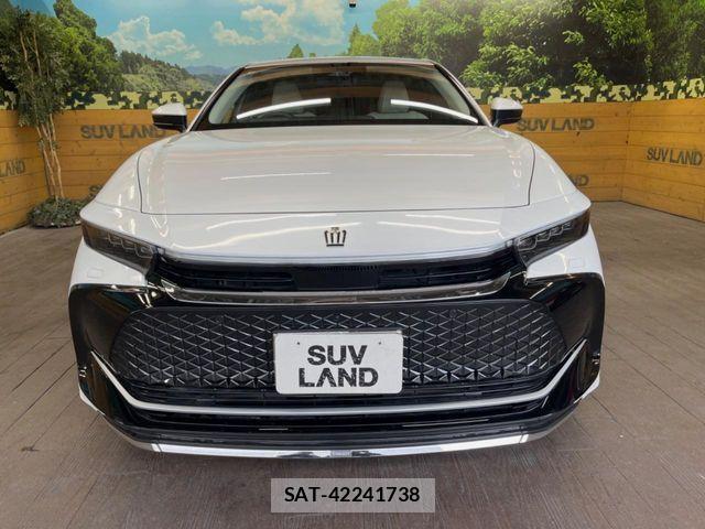 Toyota Crown Crossover 2023-06 8365249-13
