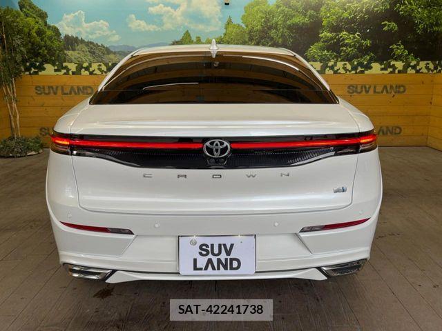 Toyota Crown Crossover 2023-06 8365249-14