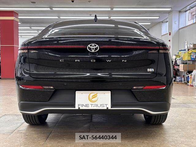 Toyota Crown Crossover 2023-06 8365257-15