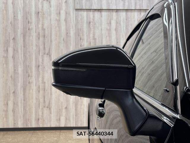 Toyota Crown Crossover 2023-06 8365257-22