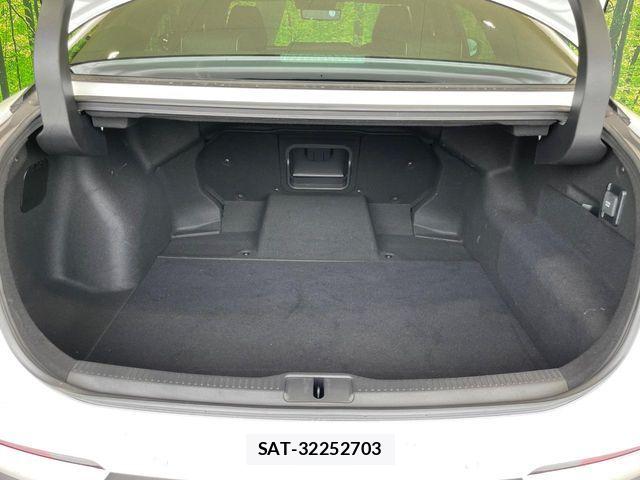 Toyota Crown Crossover 2023-03 8365252-9