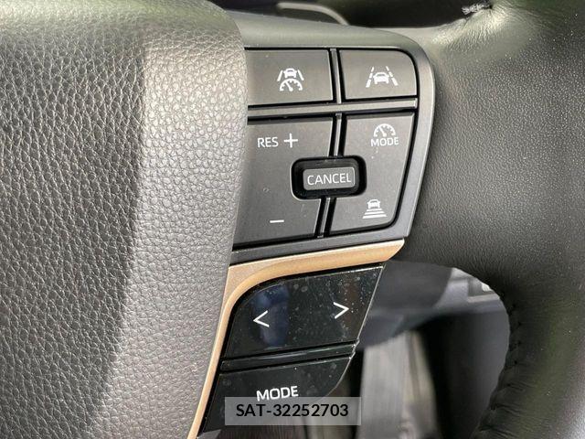 Toyota Crown Crossover 2023-03 8365252-6
