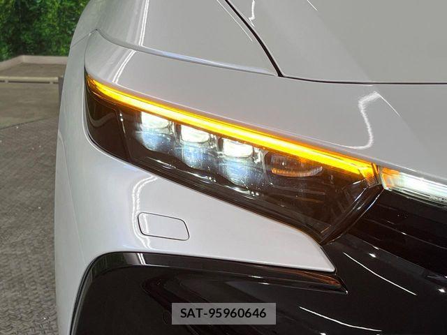 Toyota Crown Crossover 2023-09 8365253-11