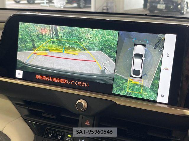 Toyota Crown Crossover 2023-09 8365253-2