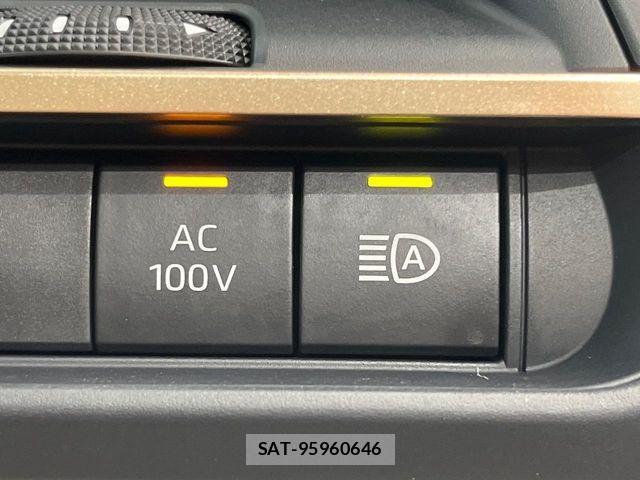 Toyota Crown Crossover 2023-09 8365253-4