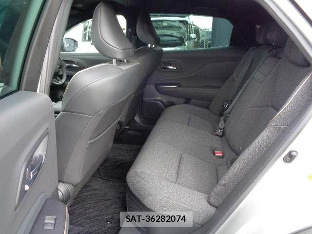 Toyota Crown Crossover 2023-10 8365256-12