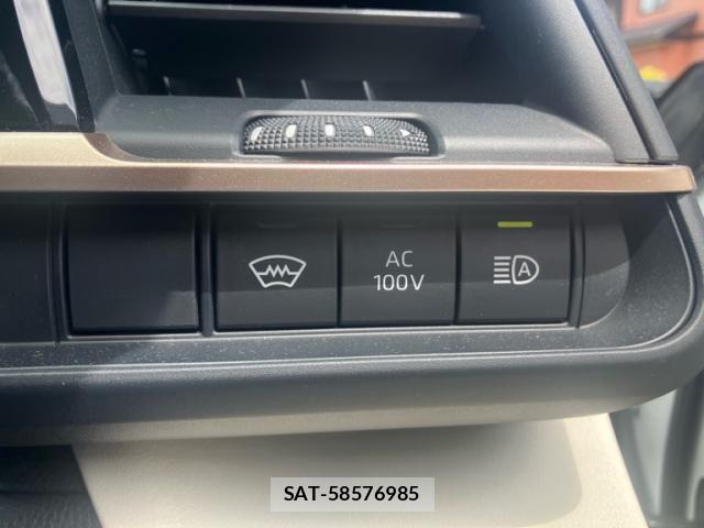 Toyota Crown Crossover 2022-11 8411757-17