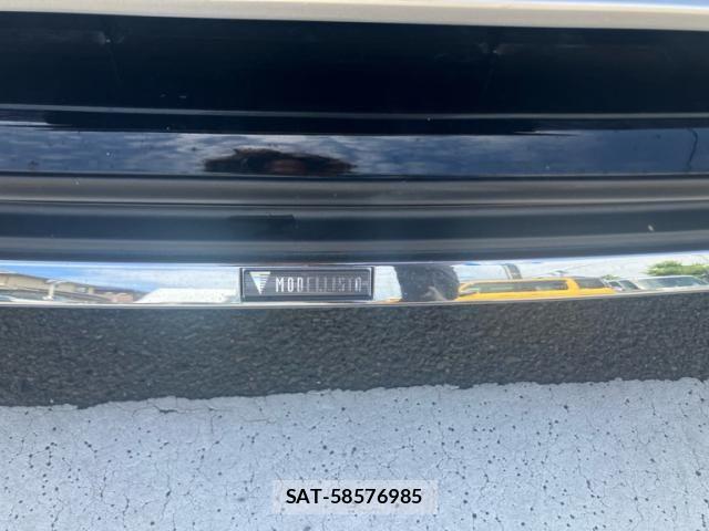 Toyota Crown Crossover 2022-11 8411757-6