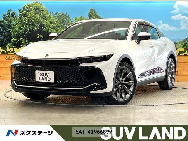 Toyota Crown Crossover 2023-07 8438018-0