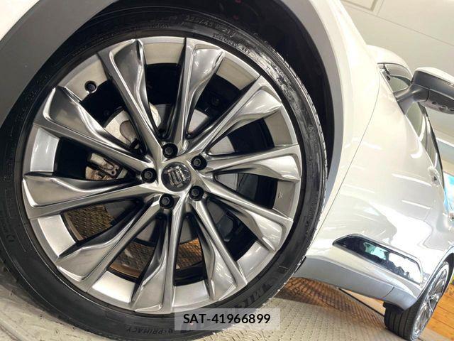 Toyota Crown Crossover 2023-07 8438018-11