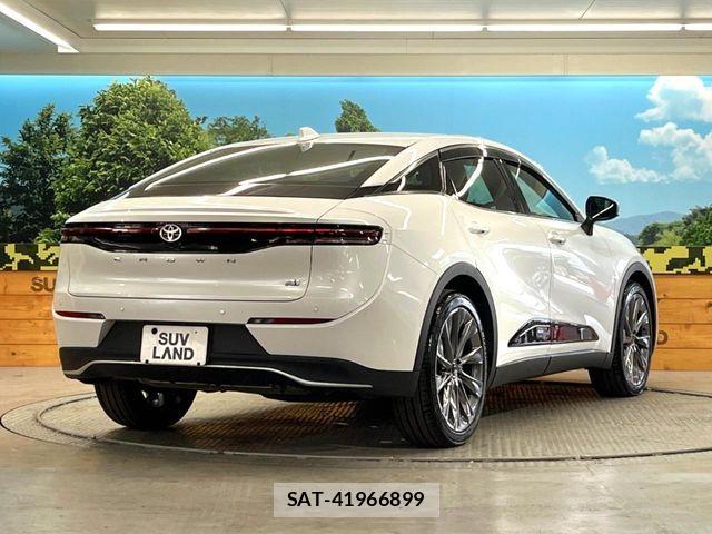 Toyota Crown Crossover 2023-07 8438018-15