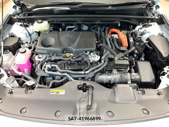 Toyota Crown Crossover 2023-07 8438018-16