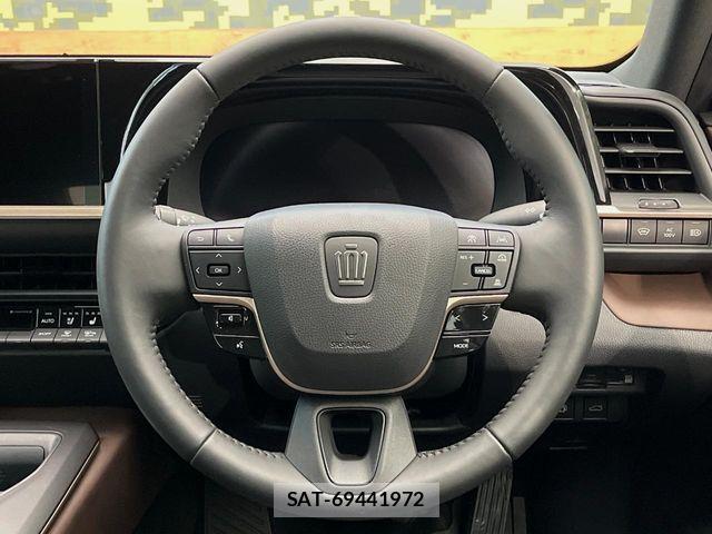 Toyota Crown Crossover 2023-08 8457210-10