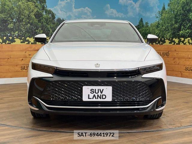 Toyota Crown Crossover 2023-08 8457210-13