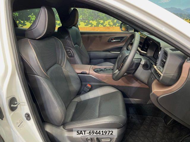 Toyota Crown Crossover 2023-08 8457210-7