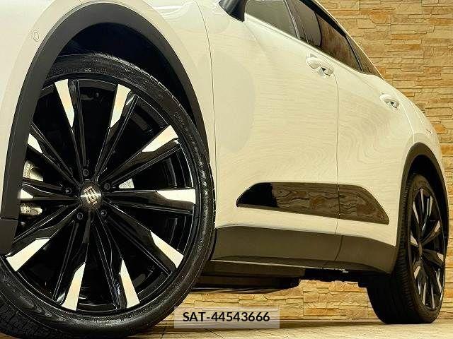 Toyota Crown Crossover 2023-05 8485195-18
