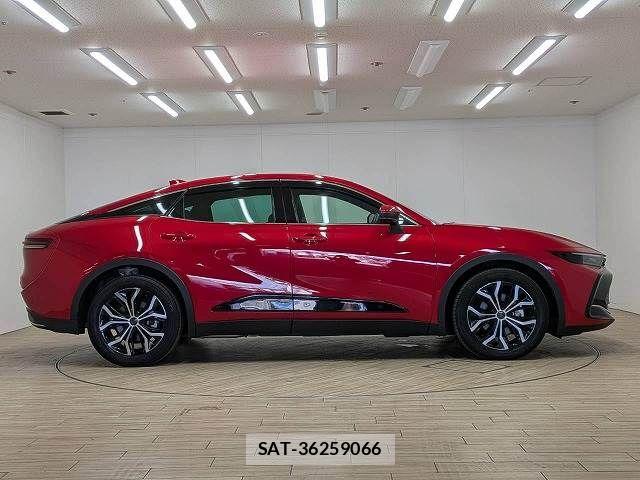 Toyota Crown Crossover 2023-07 8485200-17