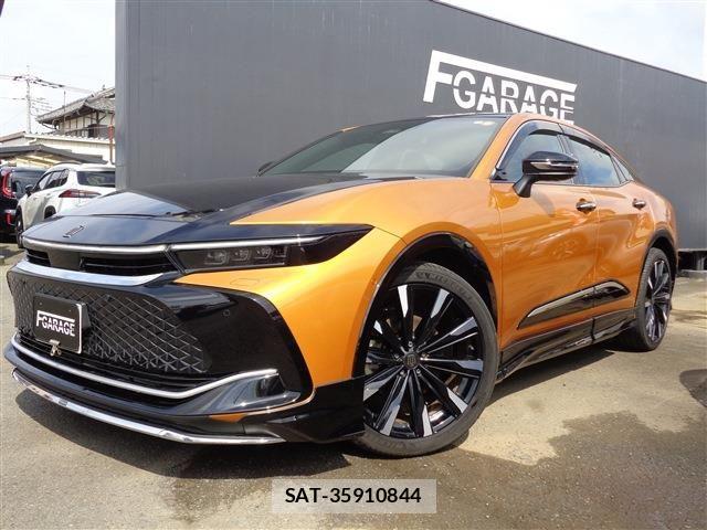 Toyota Crown Crossover 2022-11 8524148-0