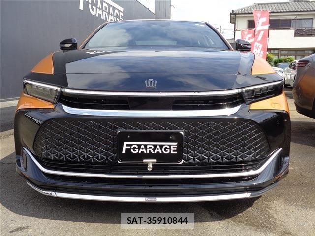 Toyota Crown Crossover 2022-11 8524148-1