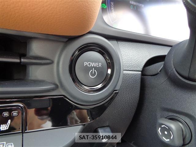 Toyota Crown Crossover 2022-11 8524148-26