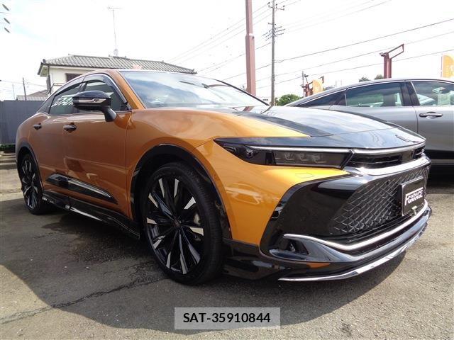 Toyota Crown Crossover 2022-11 8524148-2