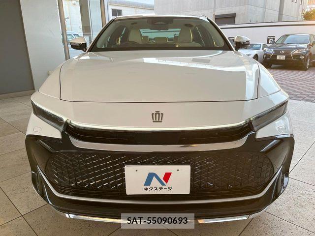 Toyota Crown Crossover 2024-02 8524146-14