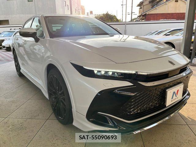 Toyota Crown Crossover 2024-02 8524146-16