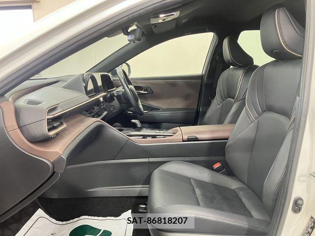 Toyota Crown Crossover 2023-03 8524149-21