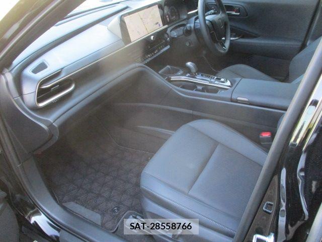 Toyota Crown Crossover 2025-11 8561524-13