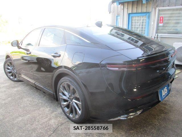 Toyota Crown Crossover 2025-11 8561524-2