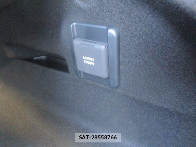 Toyota Crown Crossover 2025-11 8561524-29