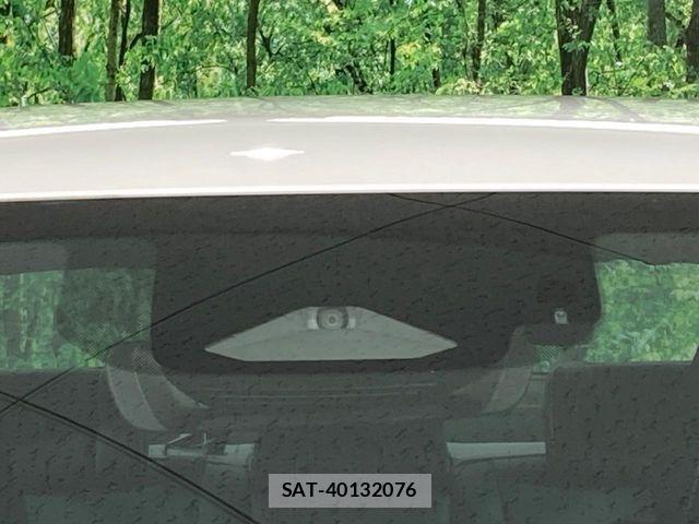 Toyota Crown Crossover 2023-07 8561527-4