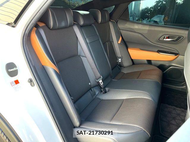Toyota Crown Crossover 2023-07 8561525-13