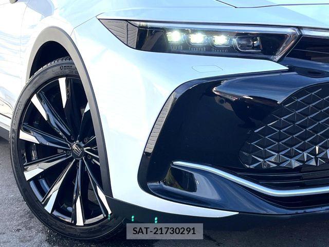 Toyota Crown Crossover 2023-07 8561525-17