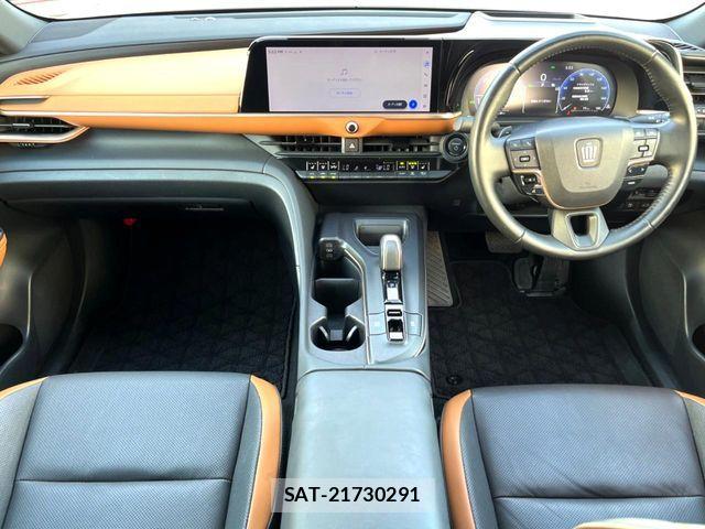 Toyota Crown Crossover 2023-07 8561525-1