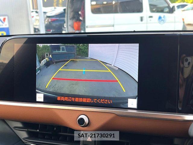 Toyota Crown Crossover 2023-07 8561525-5