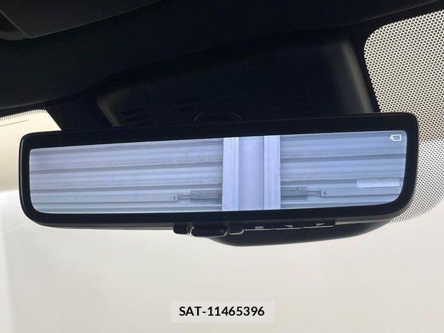 Toyota Crown Crossover 2022-10 8561526-11