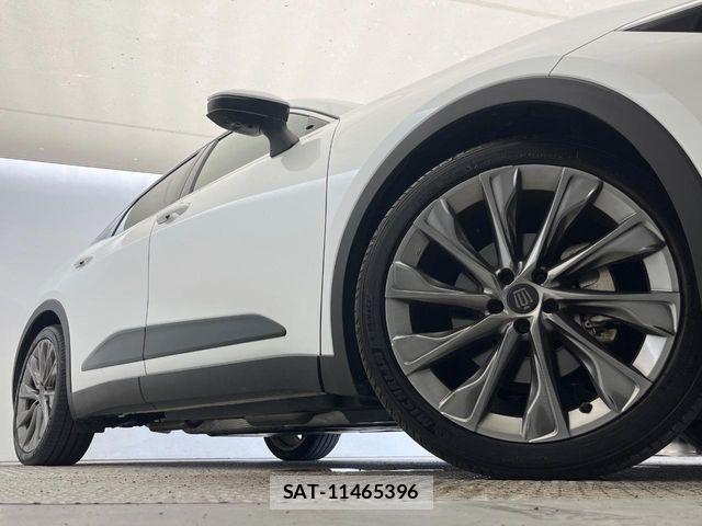 Toyota Crown Crossover 2022-10 8561526-17