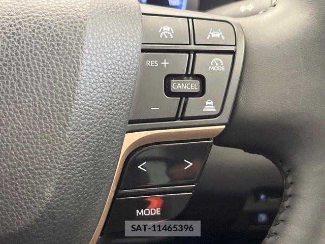 Toyota Crown Crossover 2022-10 8561526-6