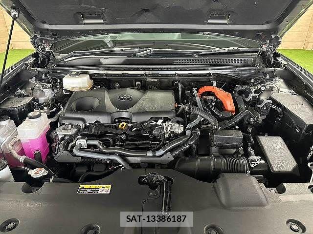 Toyota Crown Crossover 2022-10 8626258-13