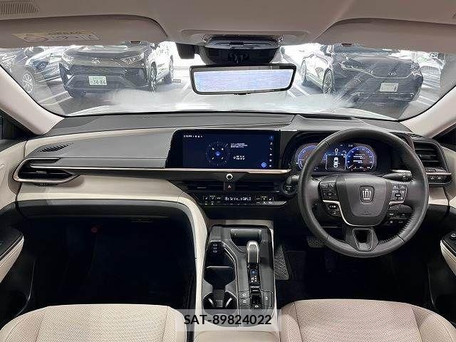 Toyota Crown Crossover 2023-06 8626256-1