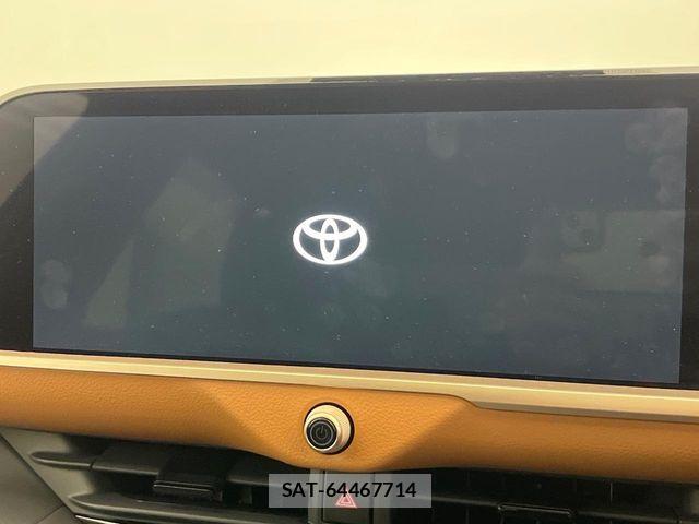 Toyota Crown Crossover 2022-12 8665982-5