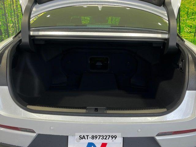 Toyota Crown Crossover 2023-01 8665983-9