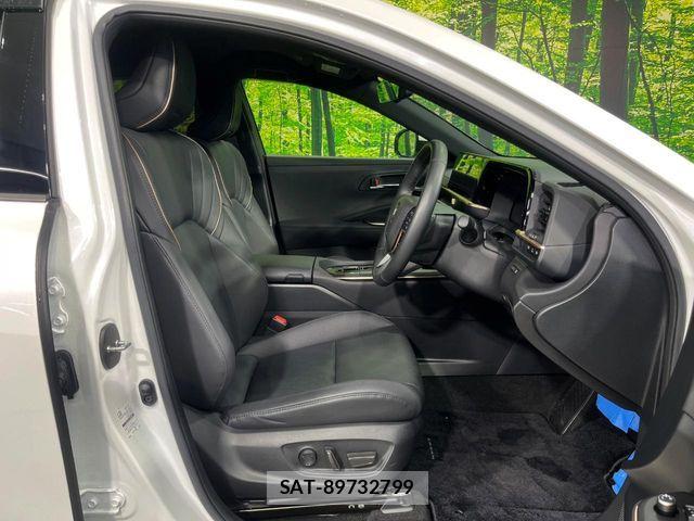 Toyota Crown Crossover 2023-01 8665983-7