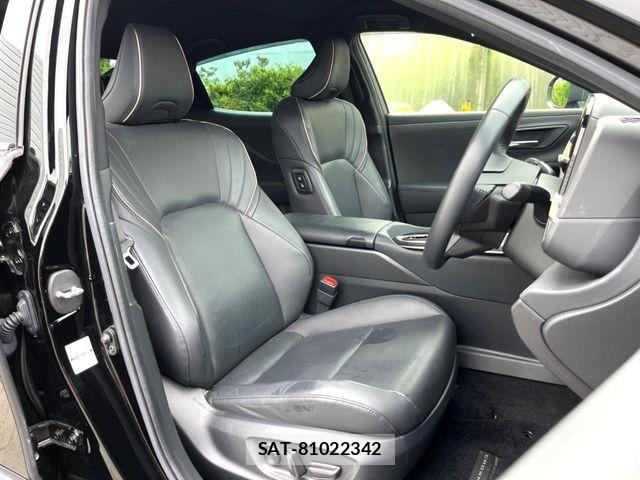 Toyota Crown Crossover 2023-04 8658529-10