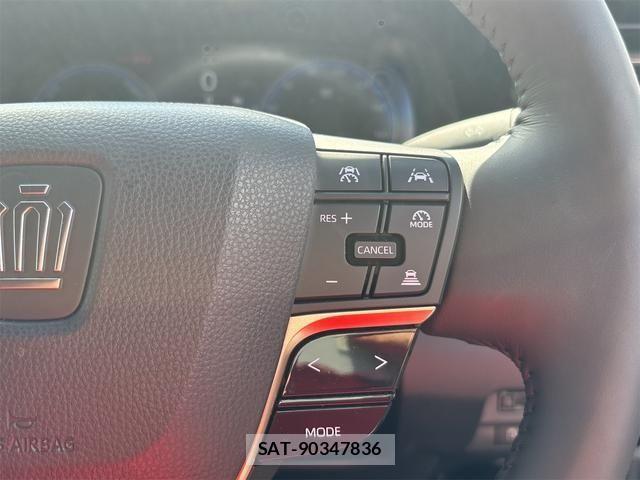 Toyota Crown Crossover 2023-08 8795575-26