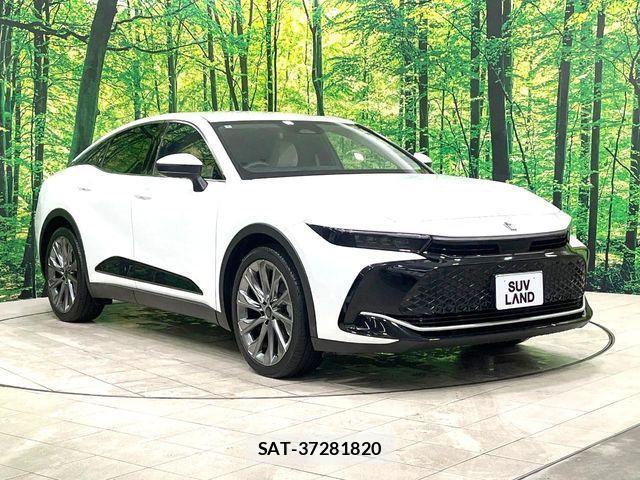 Toyota Crown Crossover 2022-09 8795577-16