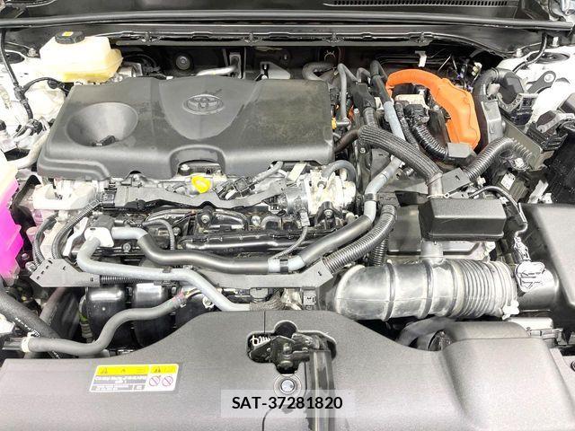 Toyota Crown Crossover 2022-09 8795577-18