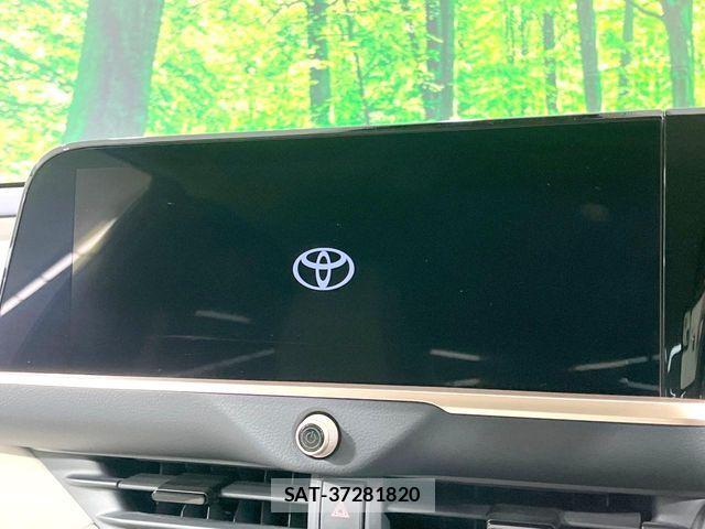 Toyota Crown Crossover 2022-09 8795577-2