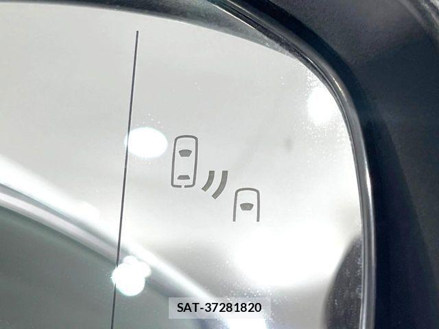 Toyota Crown Crossover 2022-09 8795577-6